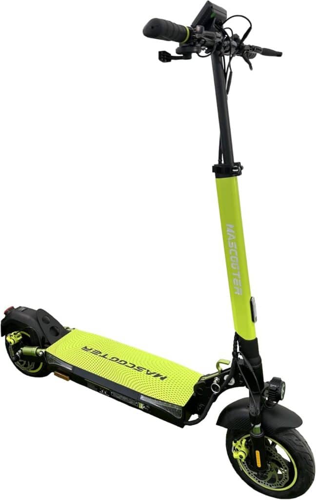 Test : mascooter S4, trottinette électrique adulte avec clignotants et freinage régénératif