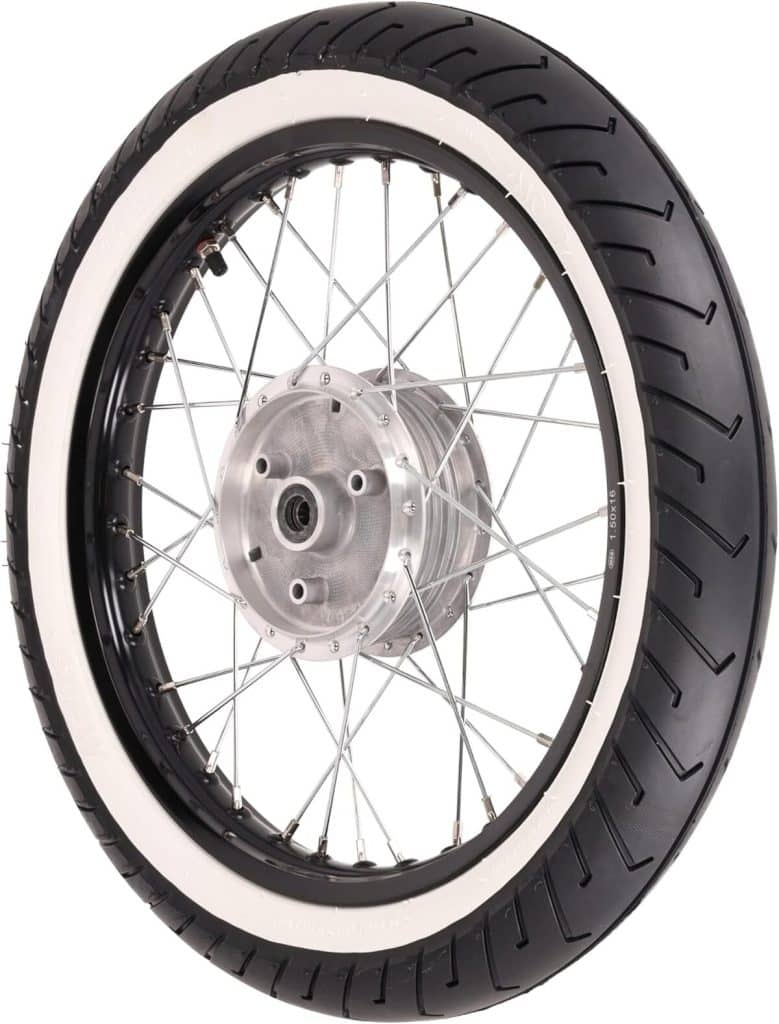 Test du cylindre arrière complet : jante en alliage noir et pneus Mitas blancs