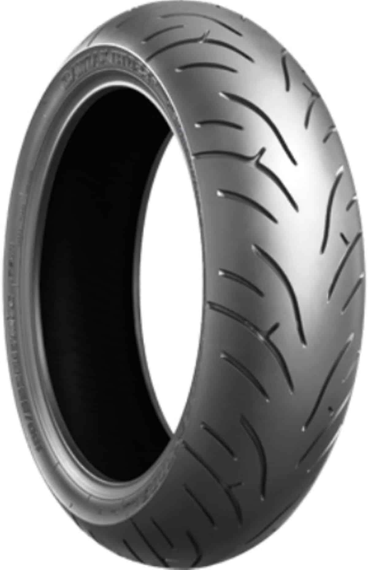 Test du pneu moto Bridgestone BT023 190/50 ZR17