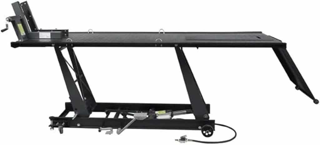 Test de la table élévatrice moto BPAC 450 kg : efficacité et praticité au rendez-vous