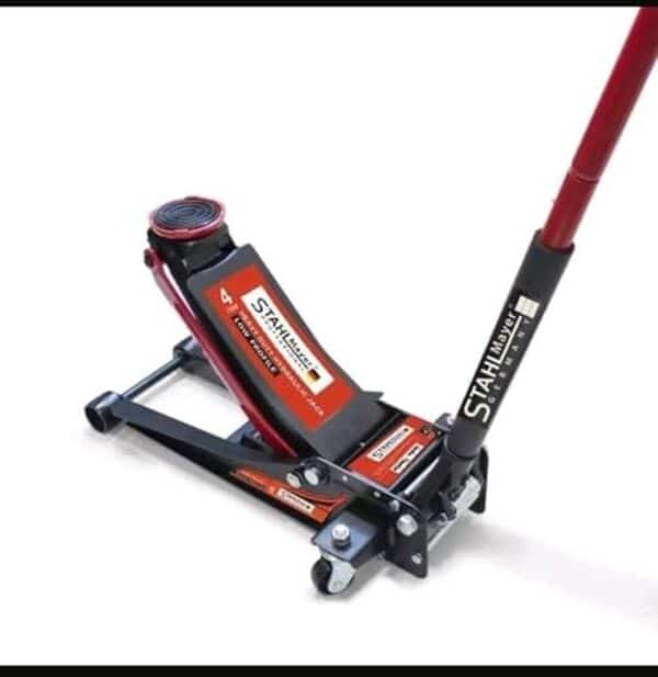 Découvrez notre test détaillé du cric extra plat Gerrmany 4T, alliant puissance et performance pour des levages faciles et sécurisés. Équipez-vous comme un pro  !