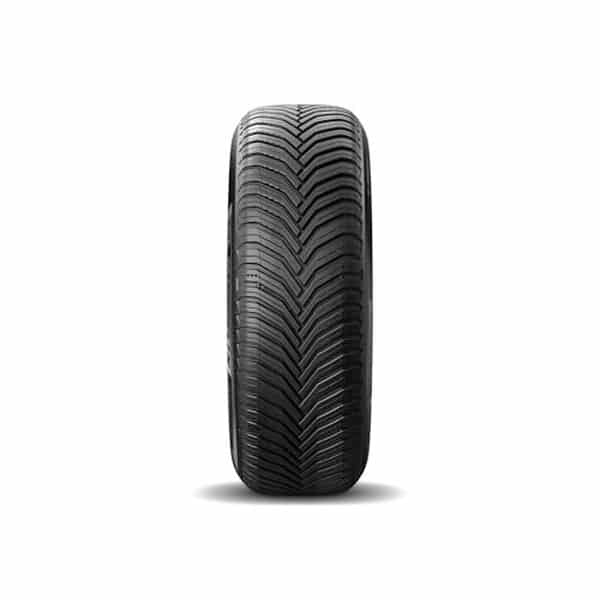 Découvrez notre test complet du pneu 4 saisons Michelin 255/45 R19 104V XL : performances, tenue de route et verdict pour tous les budgets. 